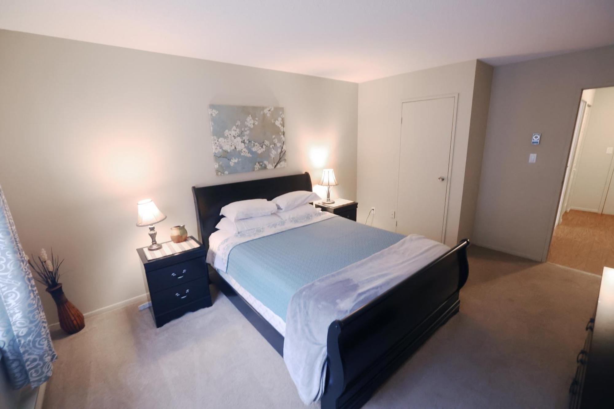 Appartamento Paris Plaza Elliot Lake Esterno foto