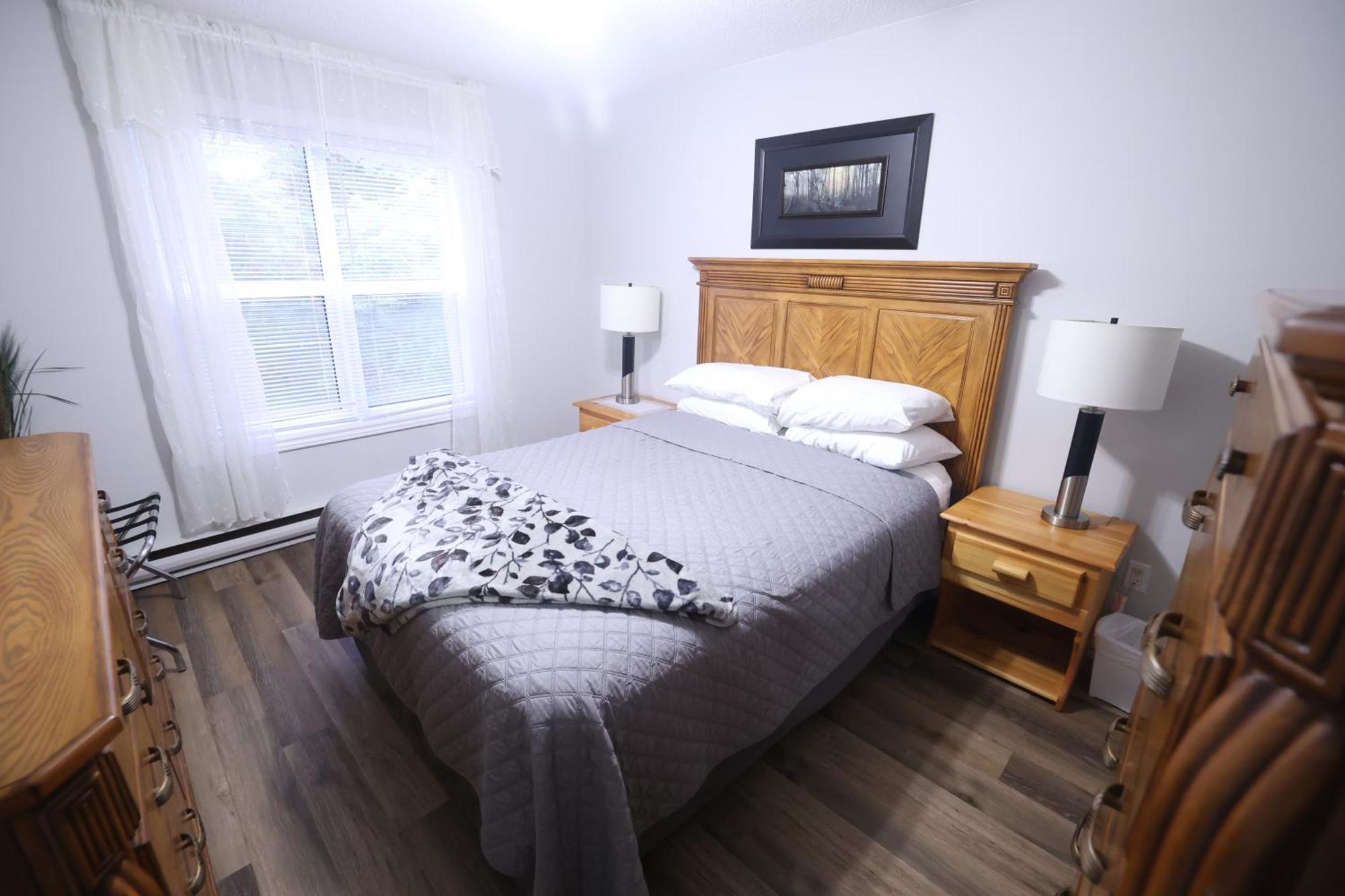 Appartamento Paris Plaza Elliot Lake Esterno foto